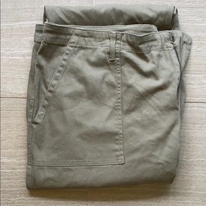 𝙾𝚕𝚒𝚟𝚎 𝙲𝚊𝚛𝚐𝚘 𝙹𝚎𝚊𝚗𝚜